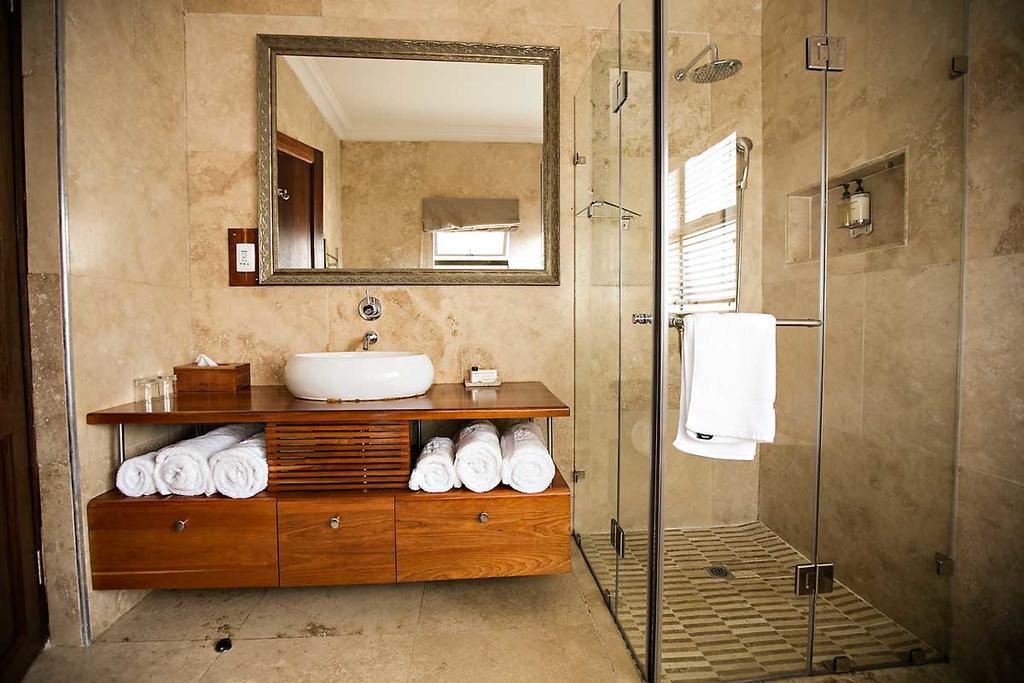 Mavuta Manor Hotell Polokwane Exteriör bild