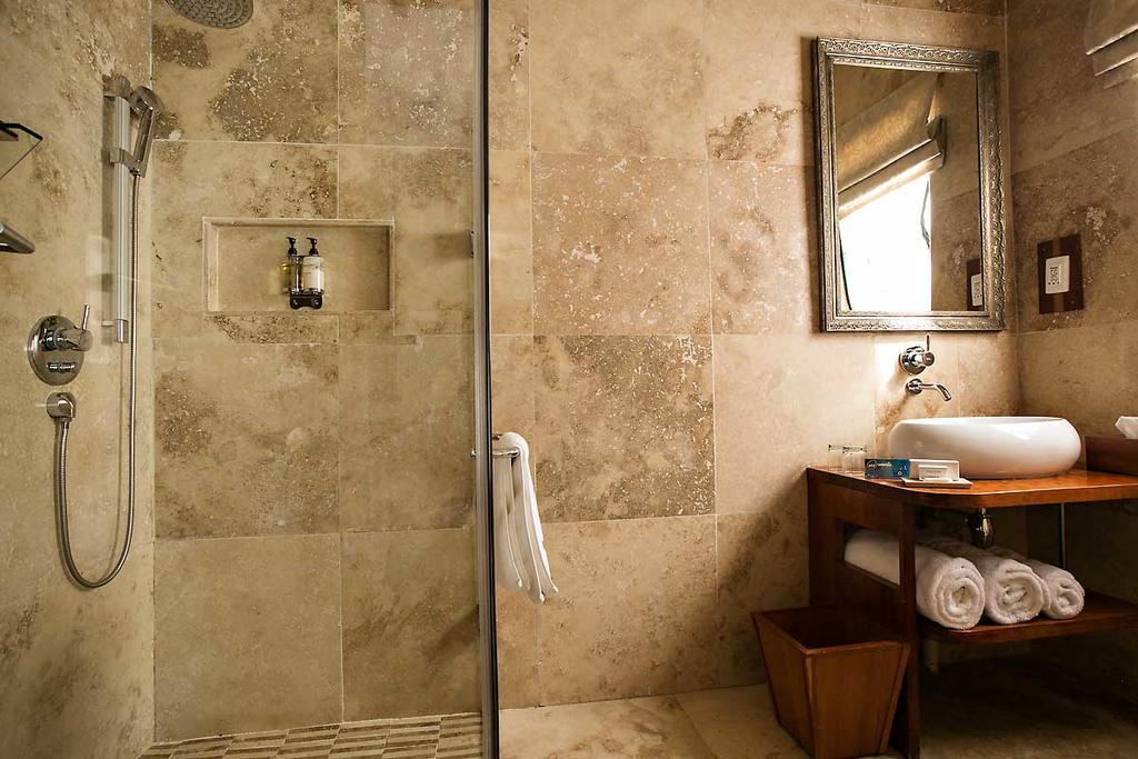 Mavuta Manor Hotell Polokwane Exteriör bild